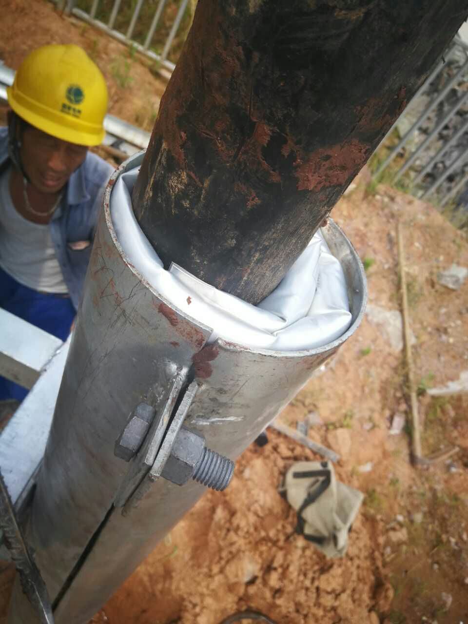 充气式管孔封堵32