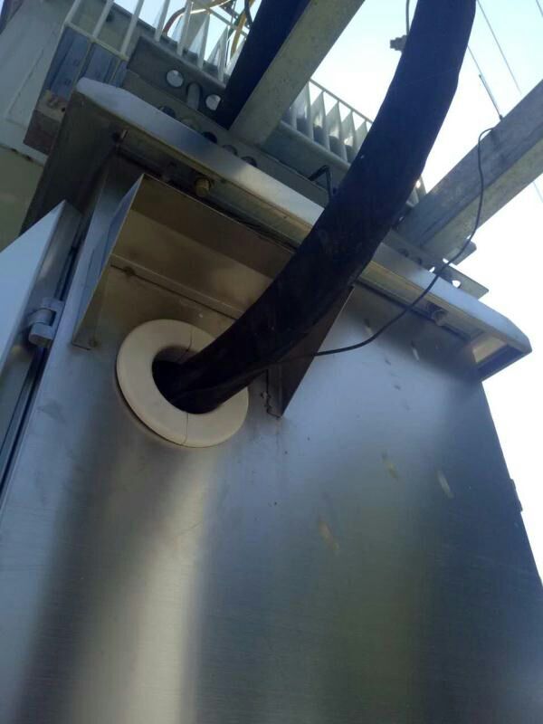 线缆隐患消除装置25