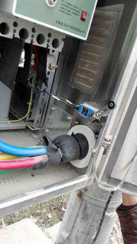 线缆隐患消除装置24